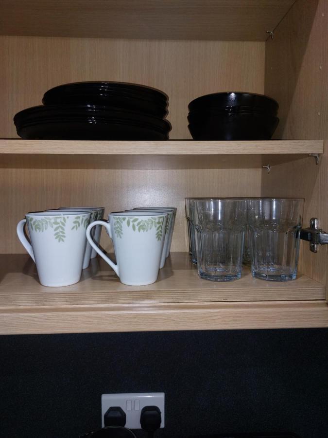 2 Large Bedroom Apartment- Wifi & Parking Fleetwood Eksteriør billede